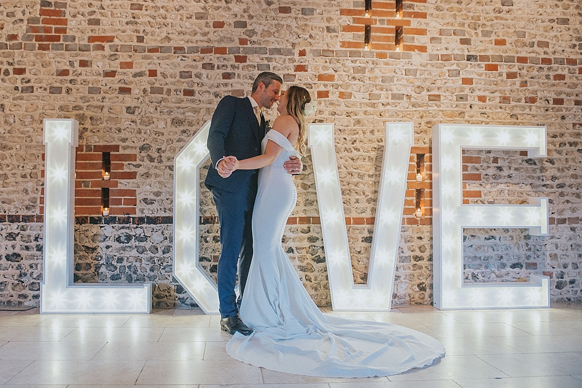 Julia & You | Fine Art wedding Photography | Barn Wedding