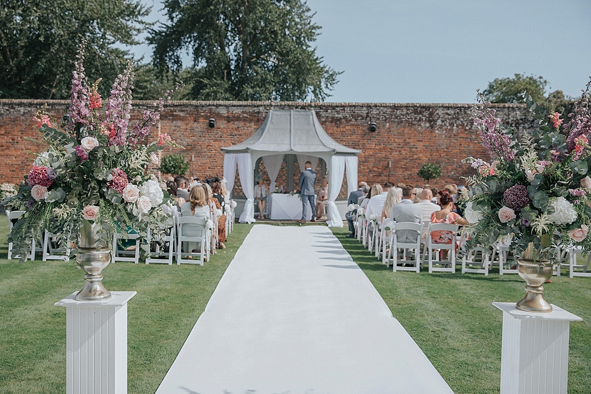 outdoor wedding ceremony braxted park