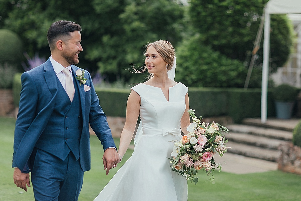 le talbooth wedding photography